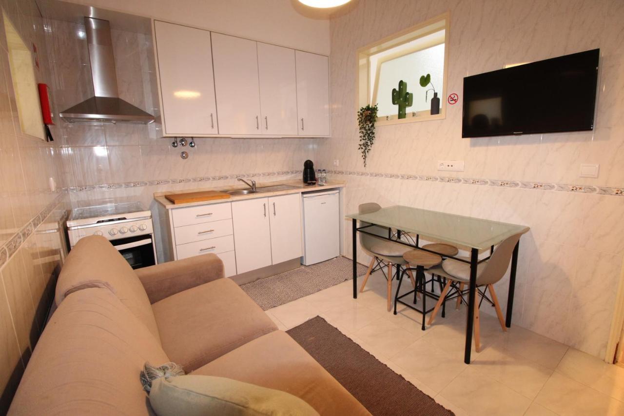 Apartamento Nas Olaias A 5 Minutos Da Faculdade Isel E Ist Lisbon Bagian luar foto
