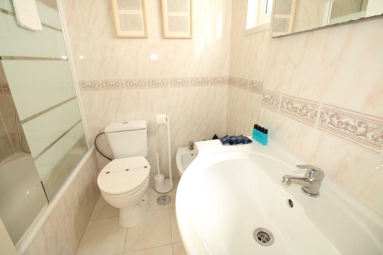 Apartamento Nas Olaias A 5 Minutos Da Faculdade Isel E Ist Lisbon Bagian luar foto